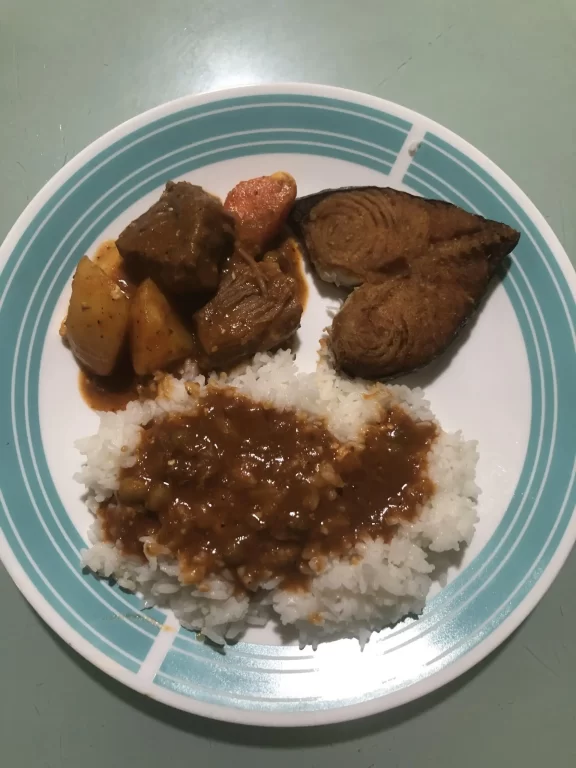 A savory lunch with Beef Caldereta x Fried Tanigue from Pam Jocson-Osasona