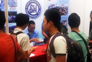 SM Foundation supports LCF Corporate Social Responsibility Expo 2013